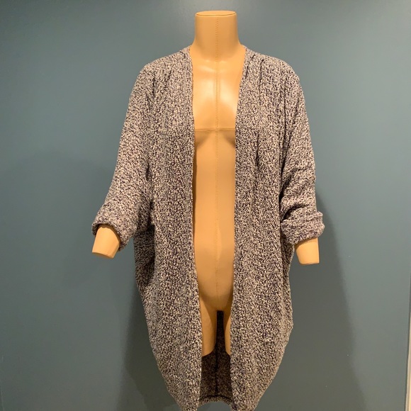 American Apparel Sweaters - American Apparel Gray Oversized Knit Cardigan